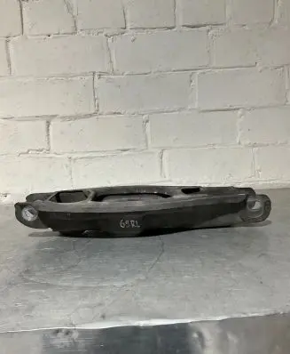 BMW 3 E90 E91 Coil spring/strut mount 69RL