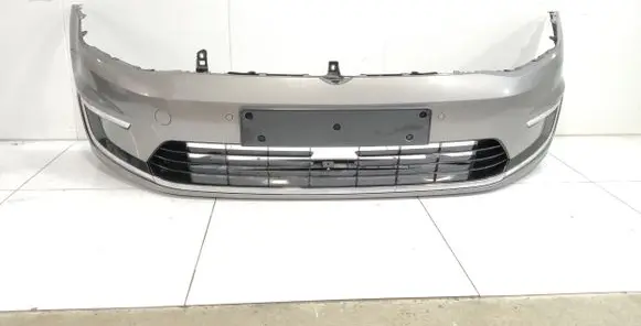 Volkswagen e-Golf Front bumper 5GE807221B