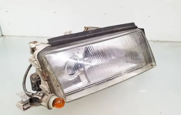 Skoda Octavia Mk1 (1U) Headlight/headlamp 24608600