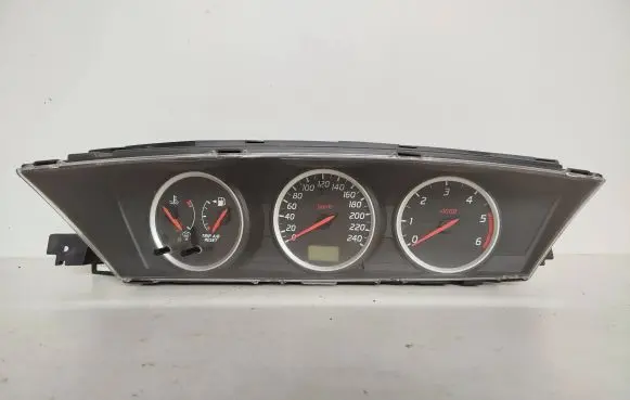 Nissan Primera Speedometer (instrument cluster) BV010 8621360