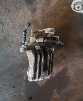 Seat Exeo (3R) Rear brake caliper