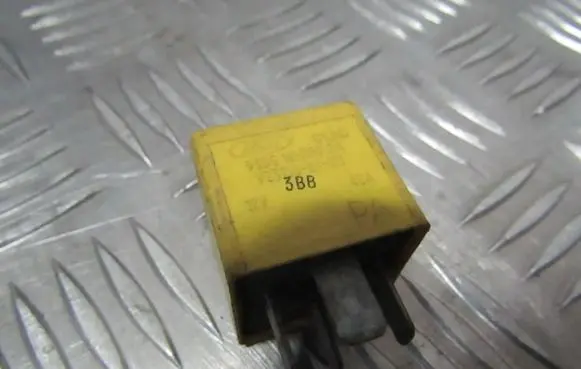 Ford Mondeo MK I Other relay 93bg14n089ba v23136-b1-x3