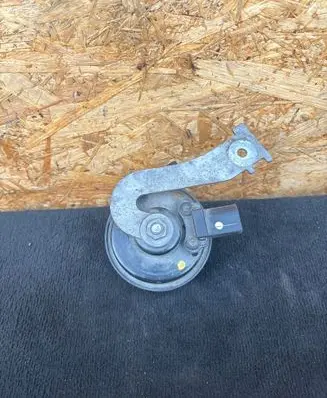 Audi e-tron Horn signal 4KE951221 4KE951210 V031244