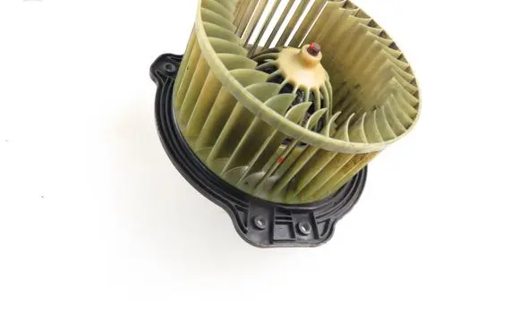 Volvo S70 V70 V70 XC Heater fan/blower 6820812