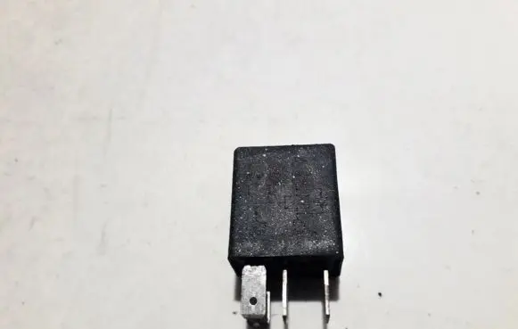 Hyundai Elantra Other relay 9522429050 VKY2