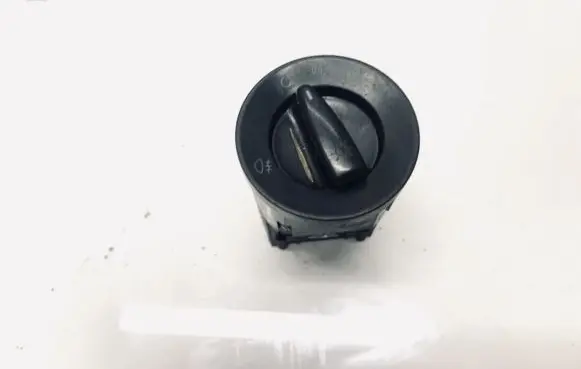Volkswagen PASSAT B5 Light switch 3b0941531