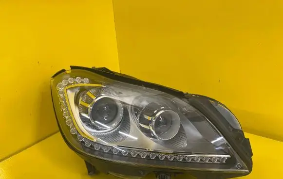 Mercedes-Benz CLS C218 AMG Headlight/headlamp A2188201859