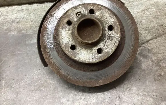 Opel Astra G Front wheel hub