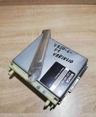 Volvo 850 Engine control unit/module ECU 0227400179