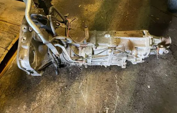 Manual 5 speed gearbox