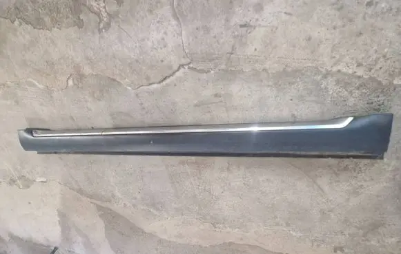 Citroen C-Crosser Sill 6512A137