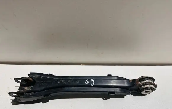 Mercedes-Benz CLS C218 X218 Rear upper control arm/wishbone A2043521488