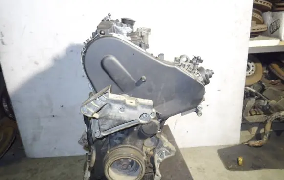 Volkswagen PASSAT B8 Engine CRL