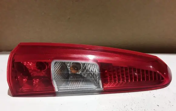 Volvo V70 Rear/tail lights 160985