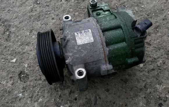 Volkswagen Golf V Air conditioning (A/C) compressor (pump) 1K0820803N
