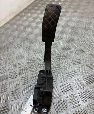 Audi A6 S6 C6 4F Accelerator throttle pedal 4F1721523A 6PV00898405