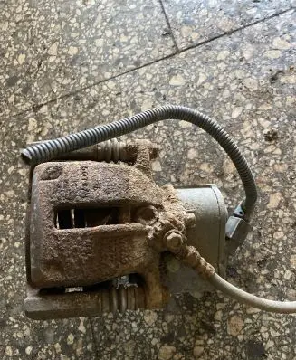 Audi A4 S4 B7 8E 8H Rear brake caliper