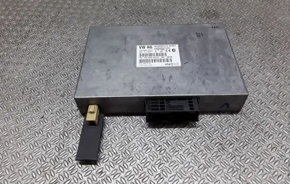 Volkswagen Touareg I Bluetooth control unit module 7L6035729F