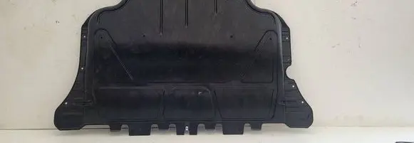 Volkswagen Arteon Engine splash shield/under tray 3Q0825236D