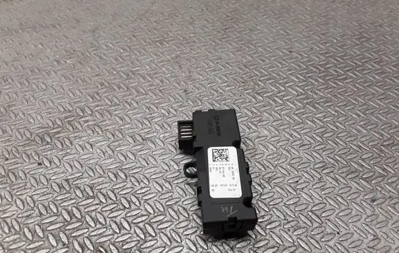 Volkswagen PASSAT B6 Steering angle sensor 3C0959654