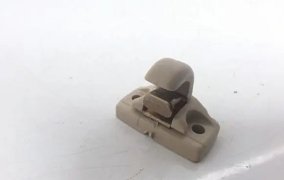 Volkswagen PASSAT B5 Sun visor clip/hook/bracket 3B0857561A
