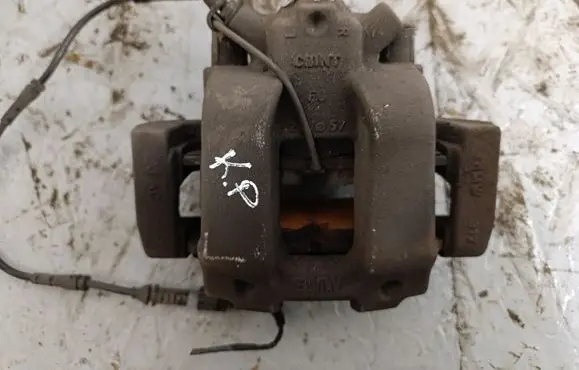 BMW 4 F36 Gran coupe Front brake caliper