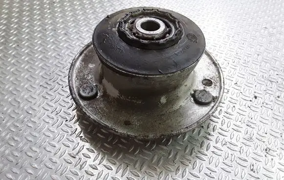BMW 3 E46 Front upper strut mount 31336752735