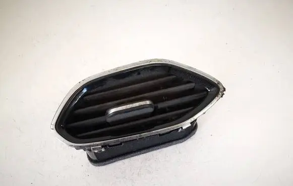 Dashboard side air vent grill/cover trim