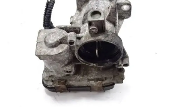 Opel Combo D Throttle valve 55213019