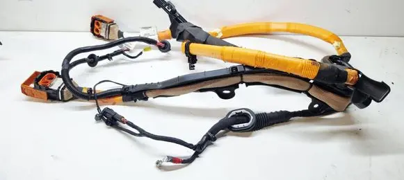 Renault Clio V High voltage cable 240803383R
