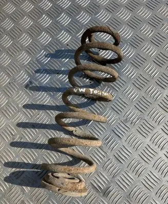 Volkswagen Touran I Rear coil spring 