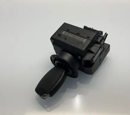 Mercedes-Benz E W211 Ignition lock 2115451408 33002209 6004552130206192