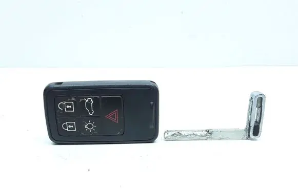 Volvo V70 Ignition key/card 8676873