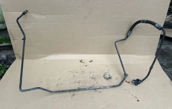 Volvo V70 Power steering hose/pipe/line 