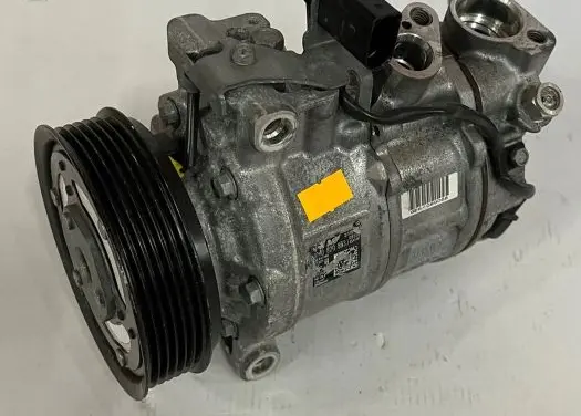 Audi Q7 4M Air conditioning (A/C) compressor (pump) 4M0820803J 4M0820803L
