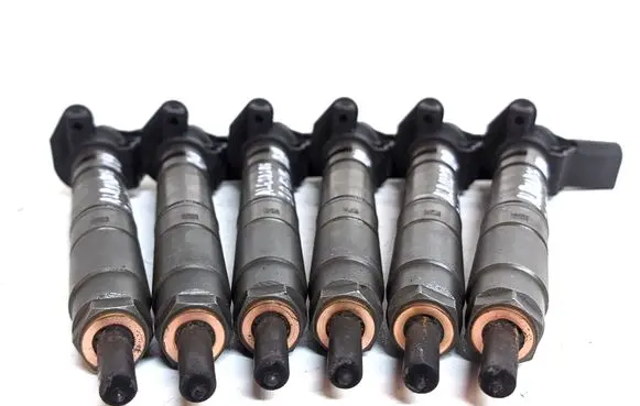 Fuel injectors set