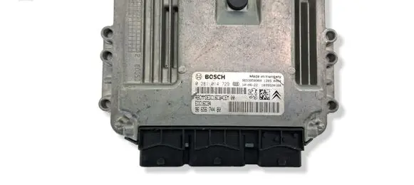 Peugeot 5008 Engine control unit/module 9665674480 0281014729