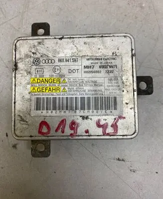 Audi A3 S3 A3 Sportback 8P Headlight ballast module Xenon 8K0941597 H02S0002 10R023689