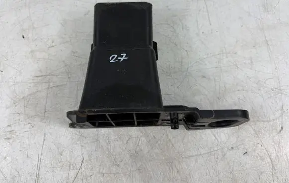 Peugeot 3008 I Front bumper mounting bracket 9682791280