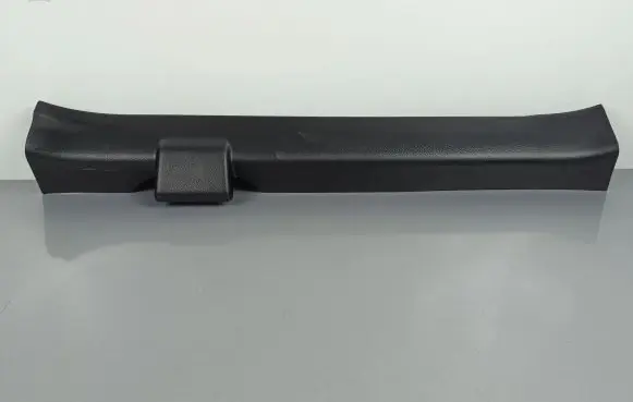 KIA Sportage Front sill trim cover 7616161M0