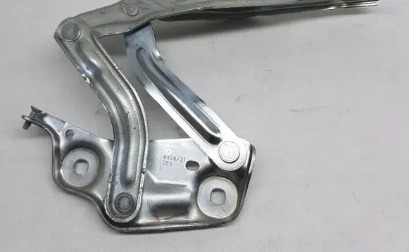 Skoda Scala Engine bonnet/hood hinges 654823302