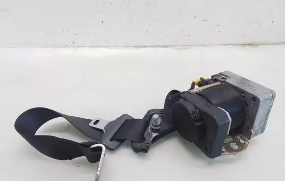 Mercedes-Benz S W220 Rear seatbelt 00064577
