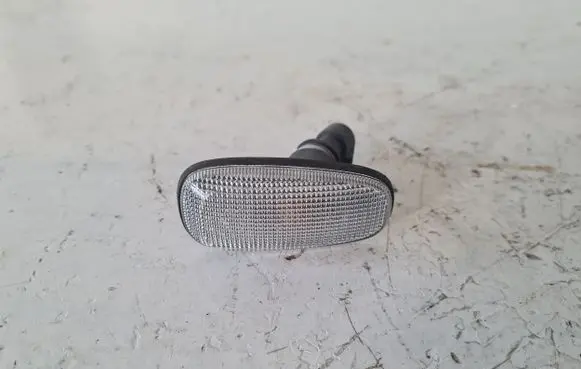 Opel Astra G Front fender indicator light
