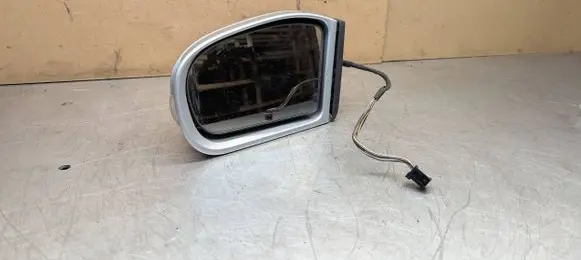 Mercedes-Benz C W203 Front door electric wing mirror 413133417