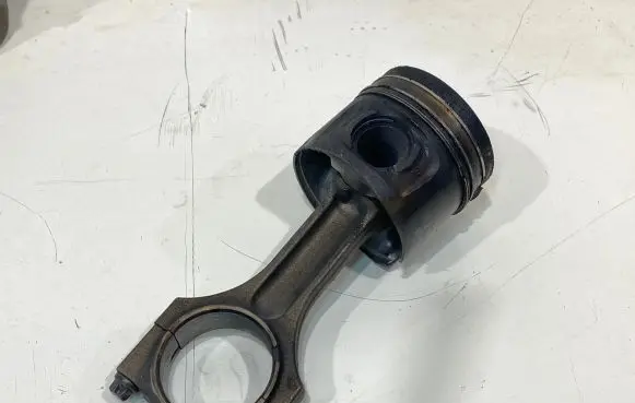 BMW 3 E90 E91 Piston with connecting rod 0840BB