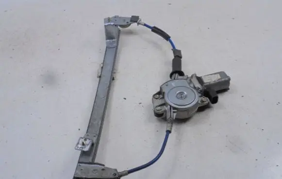 Fiat Bravo - Brava Front door window regulator with motor 77702580