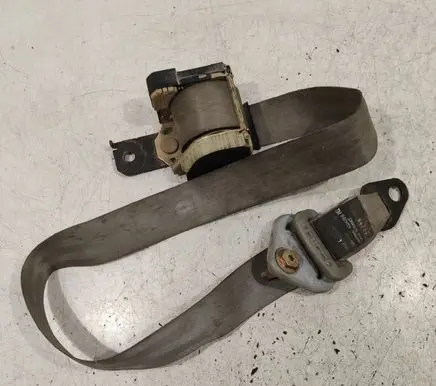 Renault Scenic I Front seatbelt 432479
