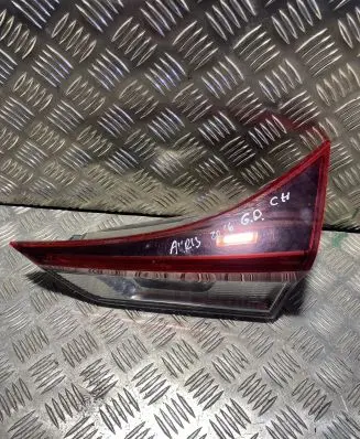Toyota Auris E180 Tailgate rear/tail lights