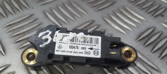 Mercedes-Benz C W203 Airbag deployment crash/impact sensor 0018209126
