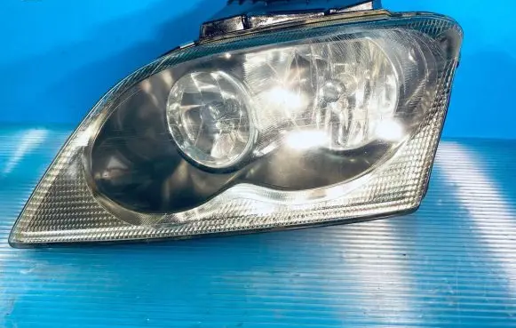Chrysler Pacifica Headlight/headlamp 04857851AE